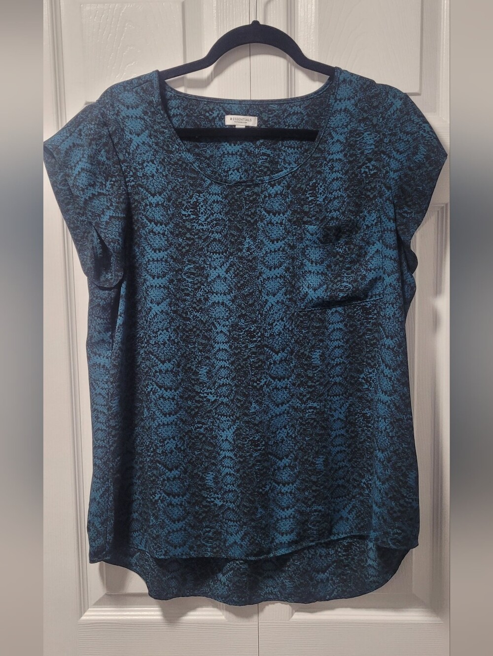 Reitmans Blue Patterned Short-Sleeve Blouse